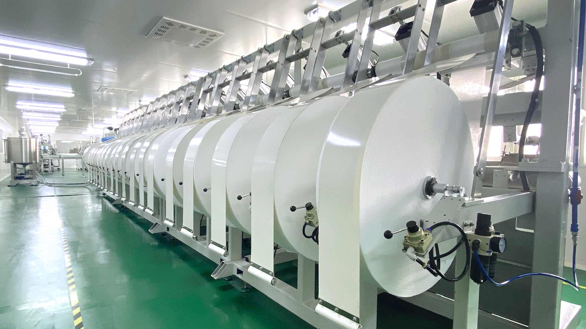 Автоматическая линия по производству влажных салфеток Shentai Group
